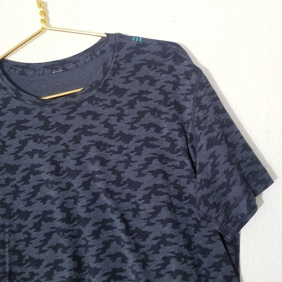 LULULEMON 5 Year Basic Short Sleeve T-shirt Camo Black Gray - Picture 6 of 9